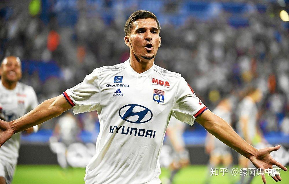 里程碑夜里昂外线爆发,荷甲窗口期刷纪录,话题不断,赛季目标并未改变 里程碑夜里昂外线爆发,荷甲窗口期刷纪录,话题不断,赛季目标并未改变